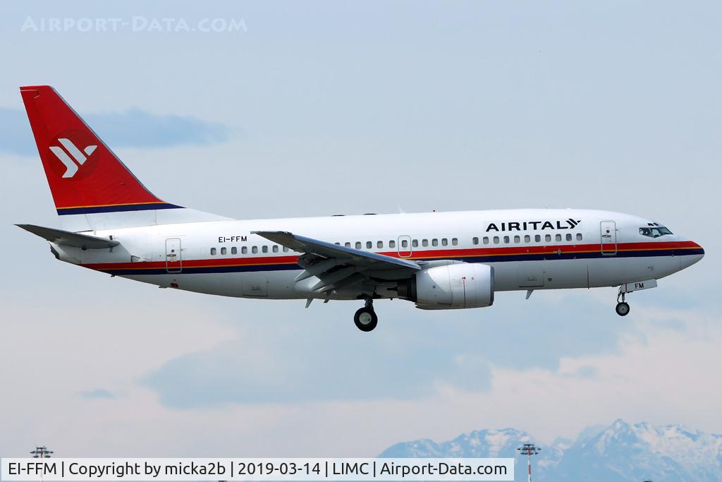 EI-FFM, 1999 Boeing 737-73S C/N 29082, Landing. Scrapped in april 2020.
