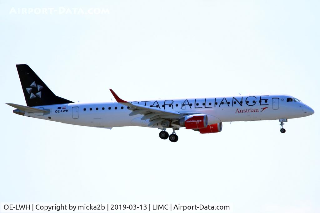 OE-LWH, 2011 Embraer 195LR (ERJ-190-200LR) C/N 19000486, Landing