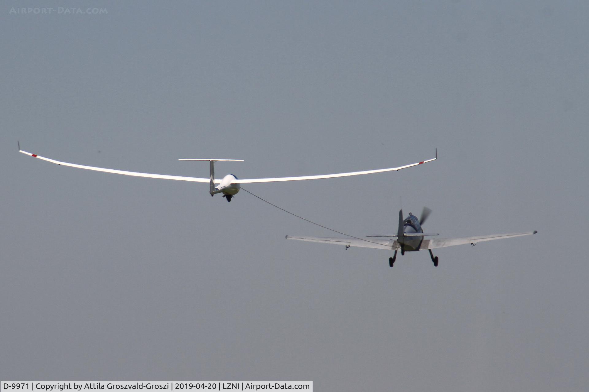 D-9971, 2005 Schempp-Hirth Discus 2a C/N 231, LZNI - Nitra Airport, Slovakia - Pribina Cup 2019