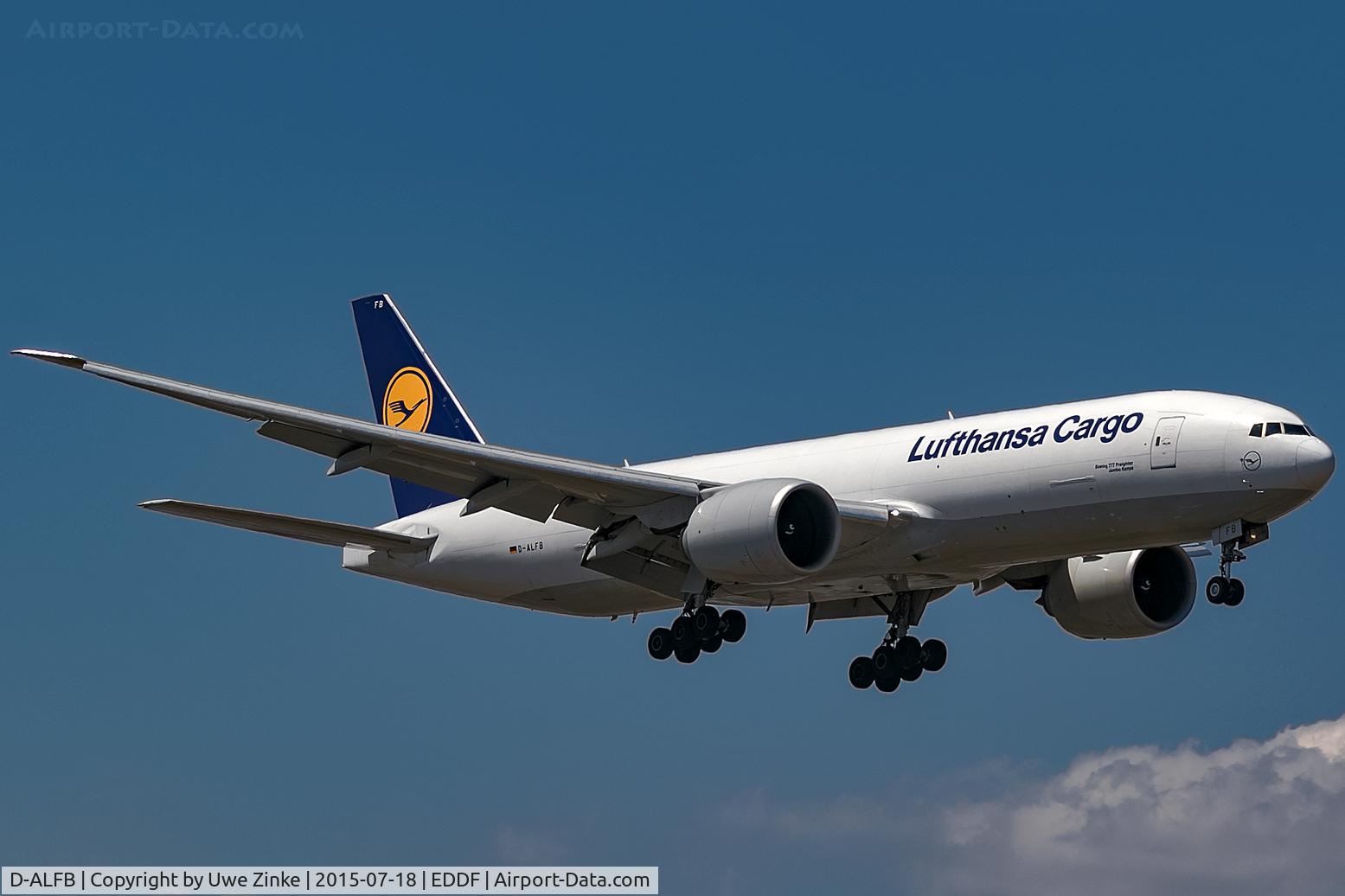 D-ALFB, 2013 Boeing 777-FBT C/N 41675, new runway frankfurt