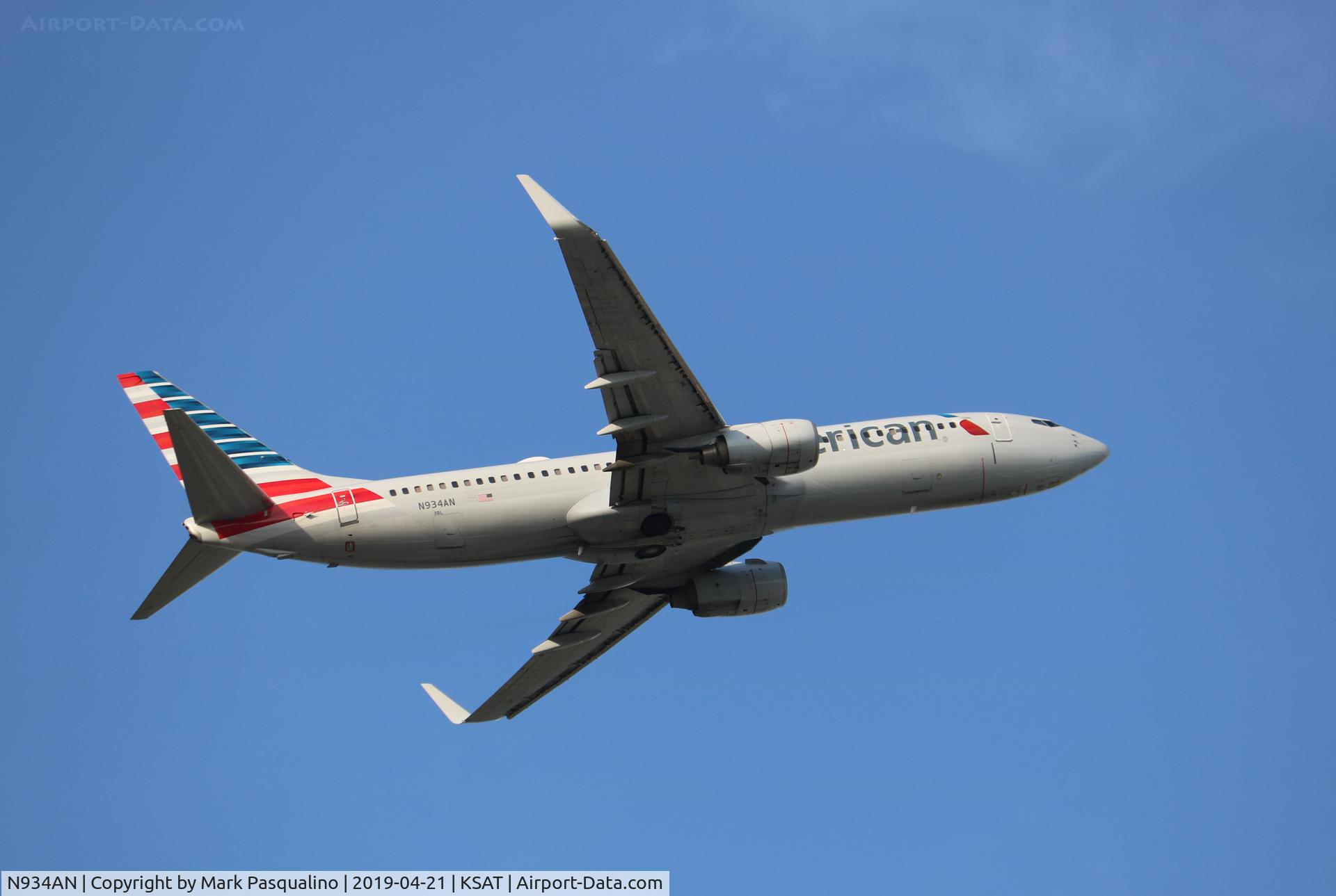 N934AN, 2000 Boeing 737-823 C/N 29531, Boeing 737-823
