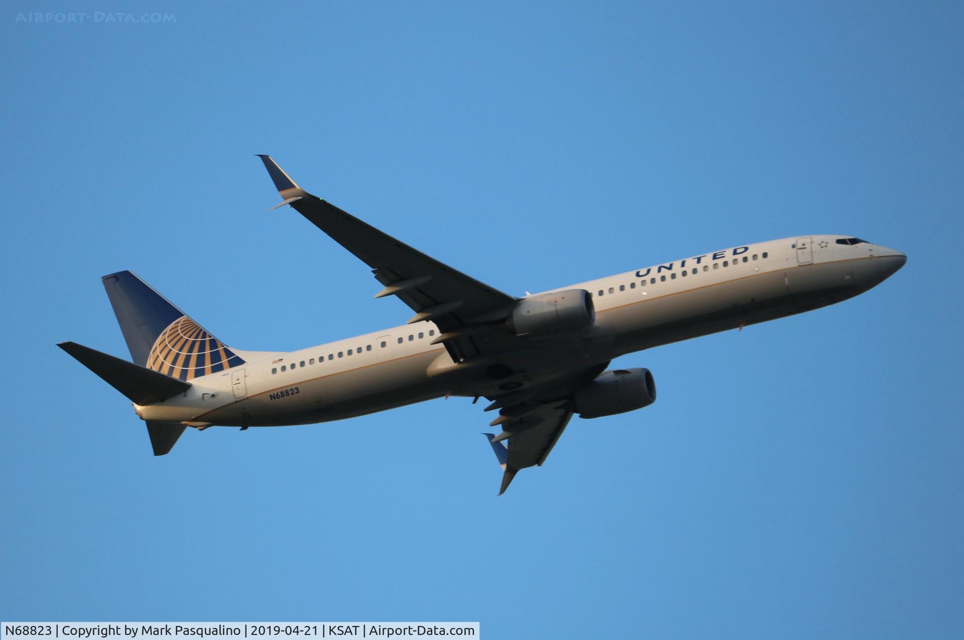 N68823, 2014 Boeing 737-924/ER C/N 42746, Boeing 737-924/ER