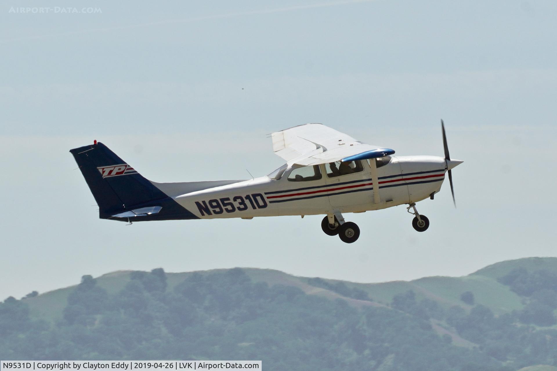 N9531D, 1999 Cessna 172R C/N 17280473, Livermore Airport California 2019.