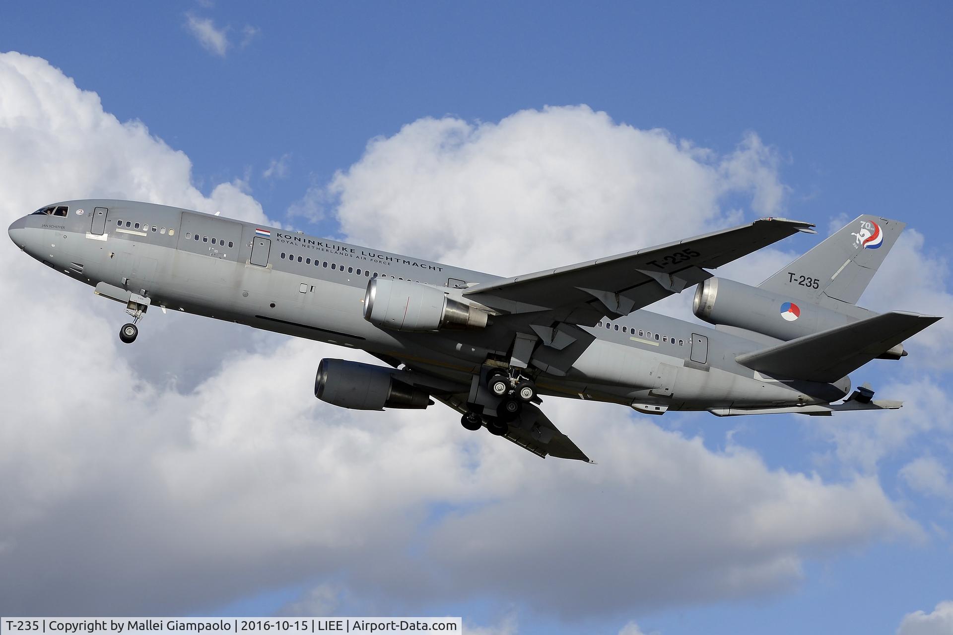 T-235, 1976 McDonnell Douglas DC-10-30 (CF) C/N 46956, T-235