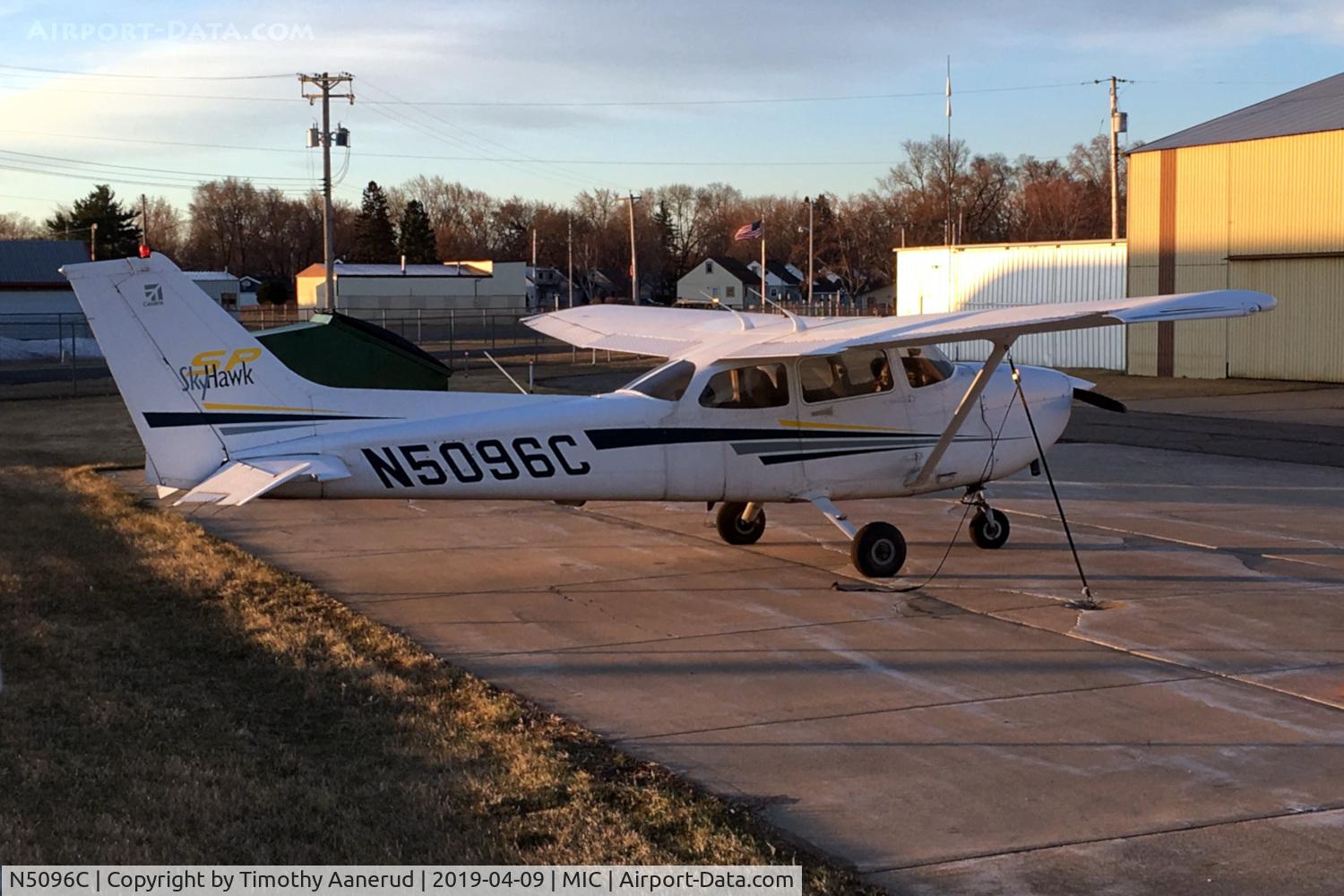 N5096C, Cessna 172S C/N 172S8974, 2002 Cessna 172S, c/n: 172S8974