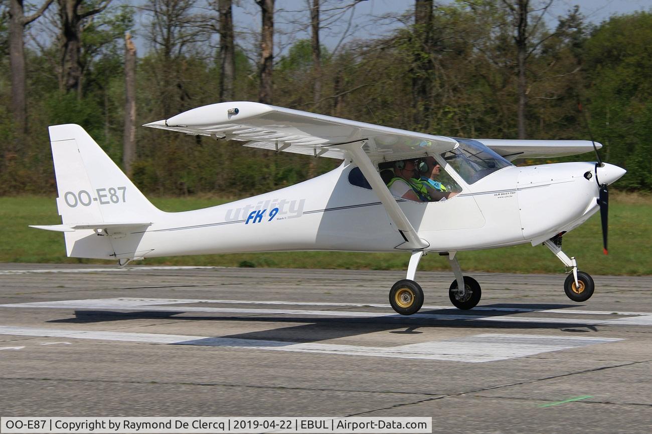 OO-E87, B & F Technik FK-9 Mark 3 Utility C/N 263, Precision landing contest.
