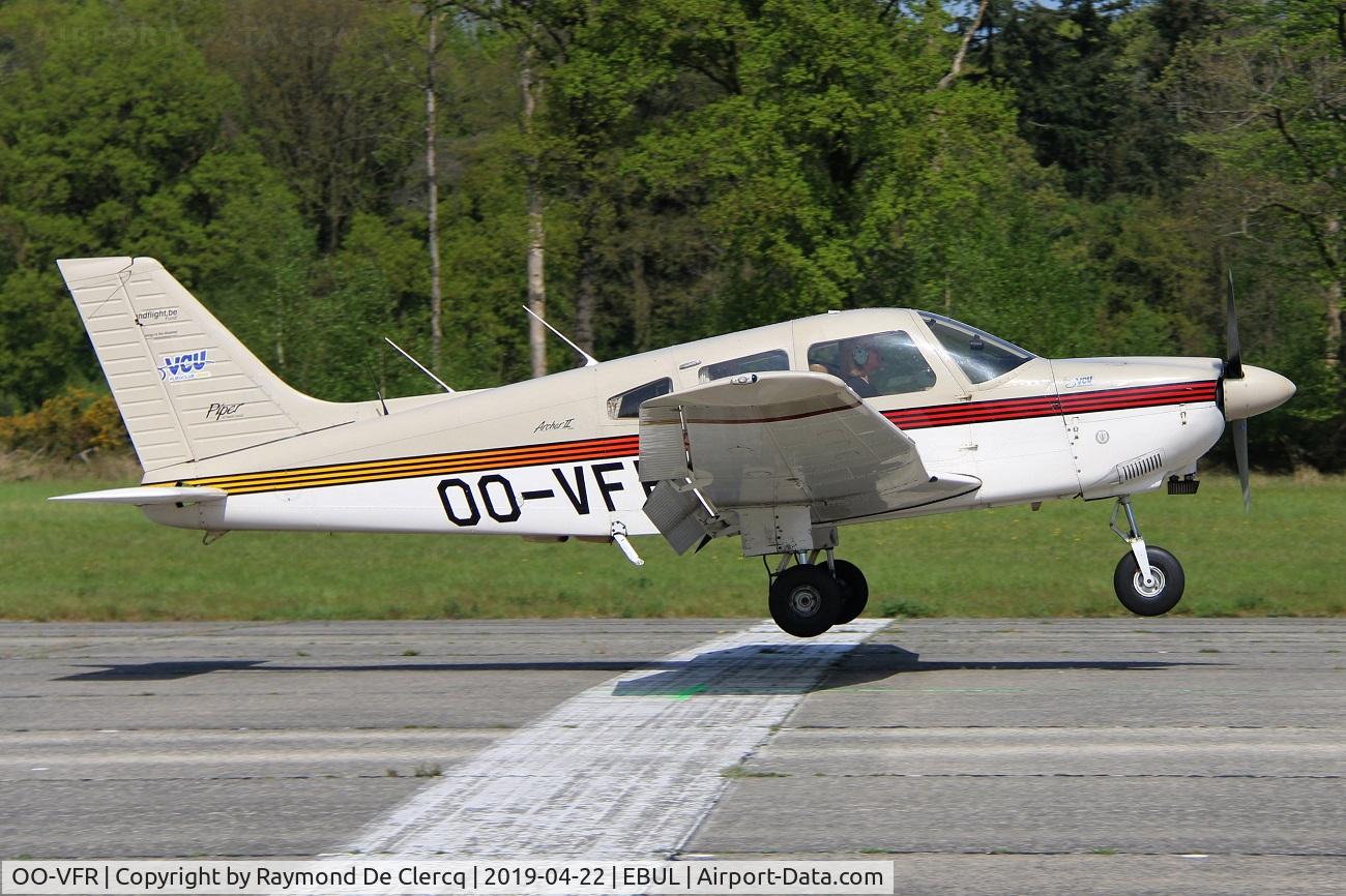 OO-VFR, Piper PA-28-181 Archer II C/N 2890200, Precision landing contest.