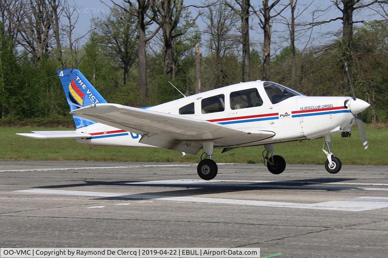 OO-VMC, 1996 Piper PA-28-161 C/N 2842016, Precision landing contest.