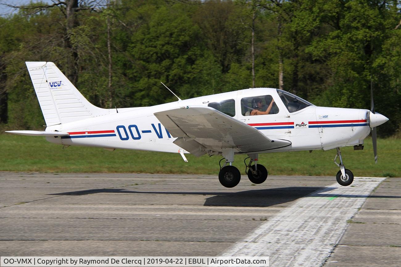 OO-VMX, 1998 Piper PA-28-161 Warrior III C/N 2842040, Precision landing contest.