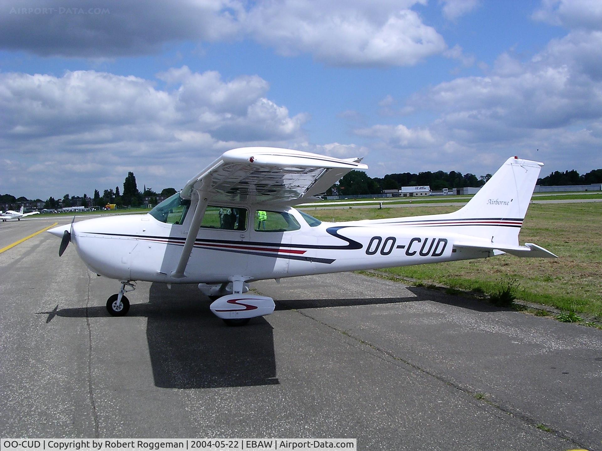 OO-CUD, Cessna 172N C/N 17270426, STAMPE FLY II.