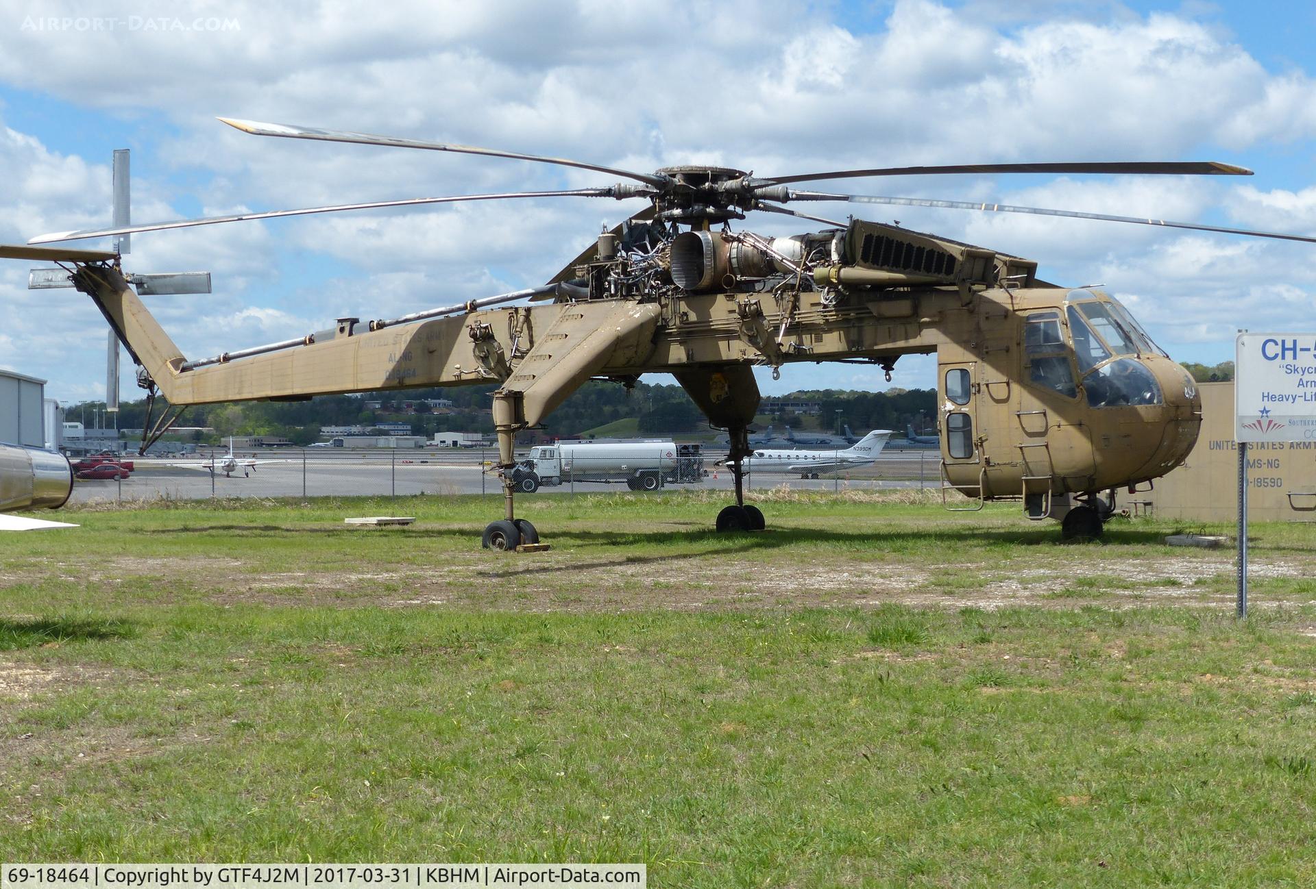 69-18464, 1969 Sikorsky CH-54B Tarhe C/N 64-071, 69-18464  at Southern Museum of Flight, Birmingham, AL 31.3.17