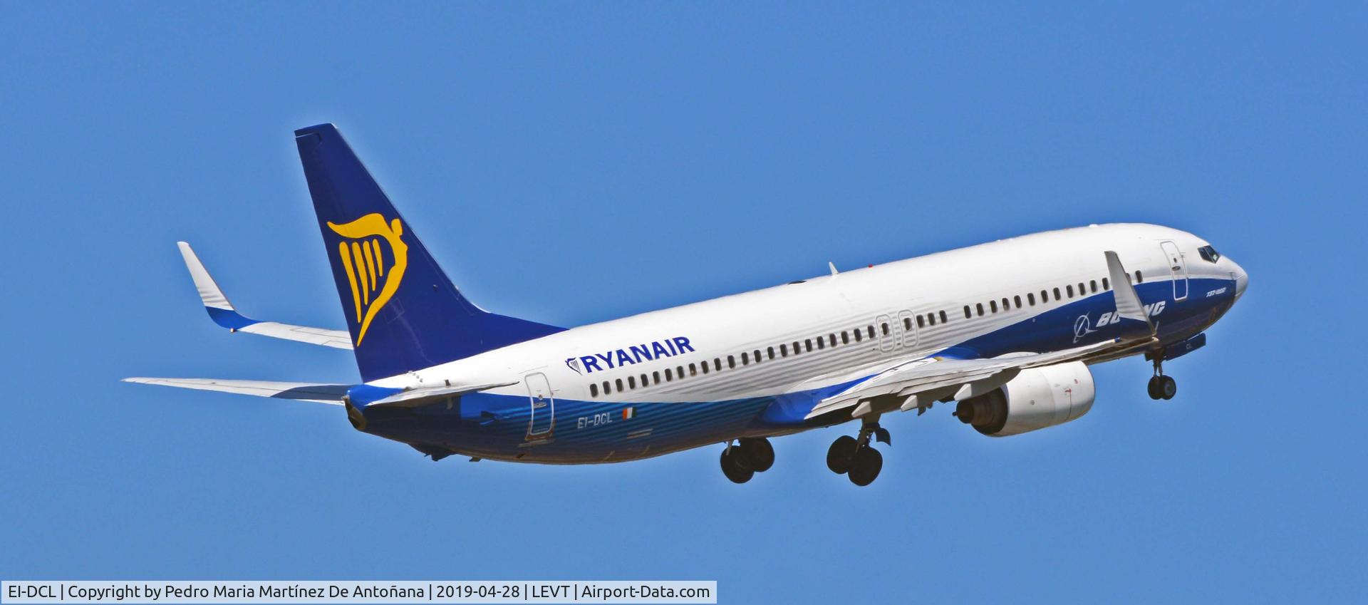 EI-DCL, 2004 Boeing 737-8AS C/N 33806, Foronda - Vitoria-Gasteiz - Euskadi - España