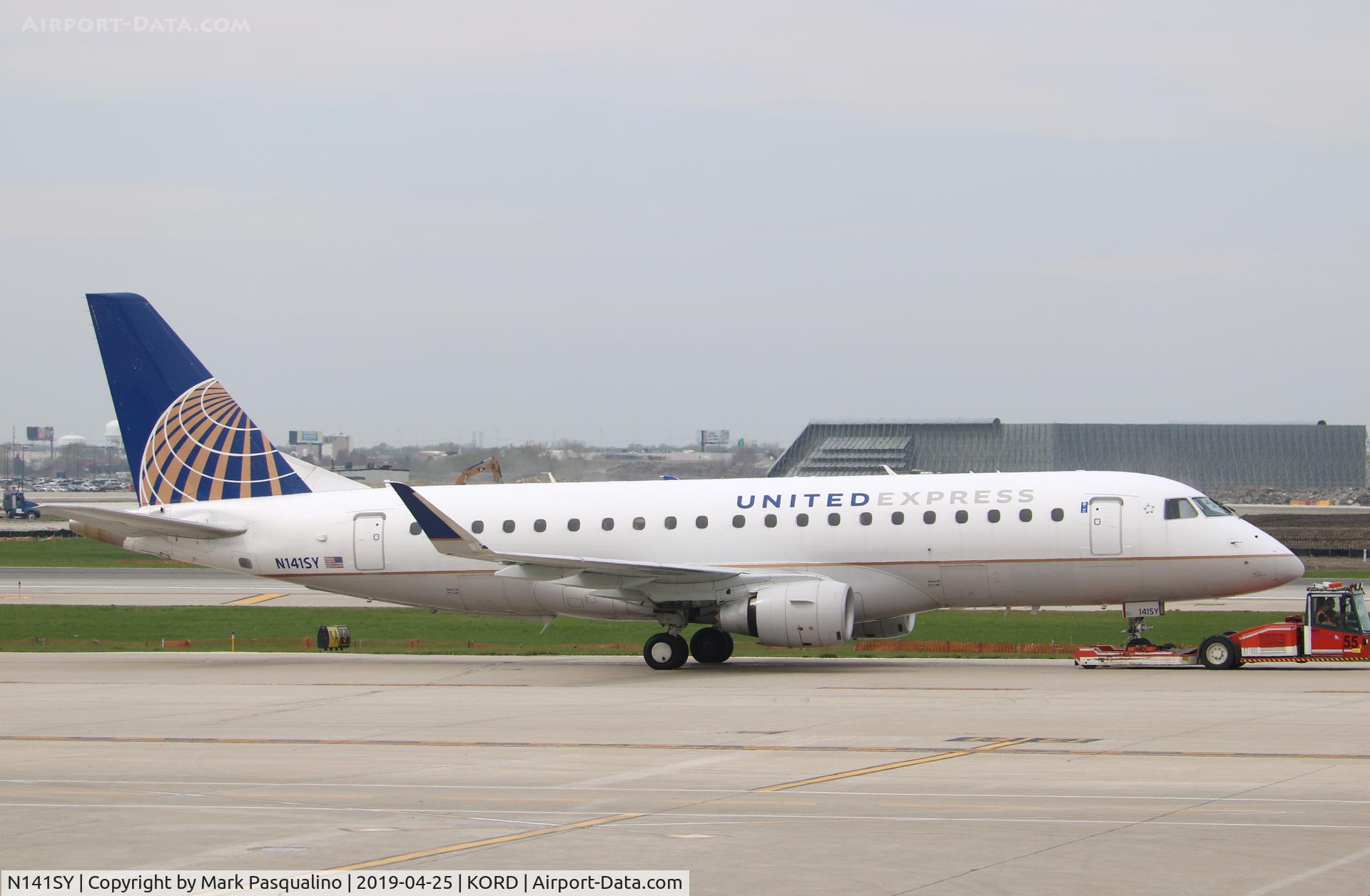 N141SY, 2015 Embraer 175LR (ERJ-170-200LR) C/N 17000472, ERJ-170-200LR