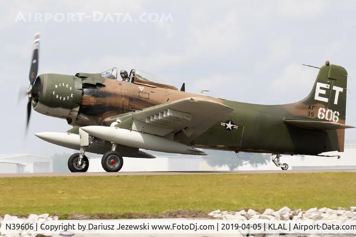N39606, 1955 Douglas AD-6 Skyraider C/N 10838, Douglas AD-6 Skyraider  C/N 10838 (139606), NX39606
