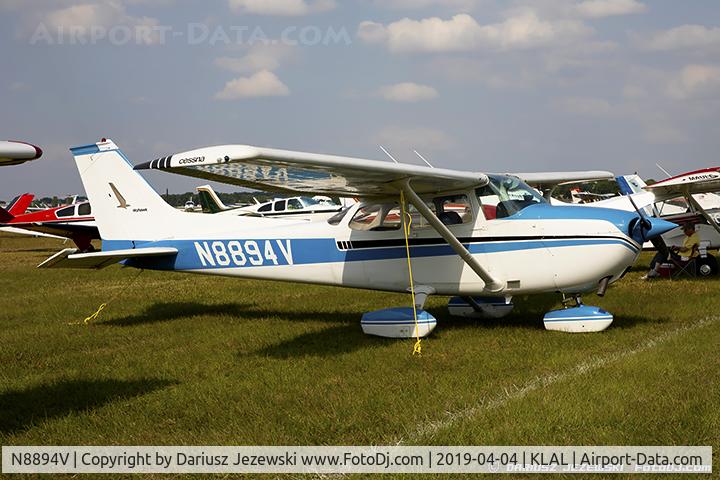 N8894V, 1974 Cessna 172M C/N 17264252, Cessna 172M Skyhawk  C/N 17264252, N8894V