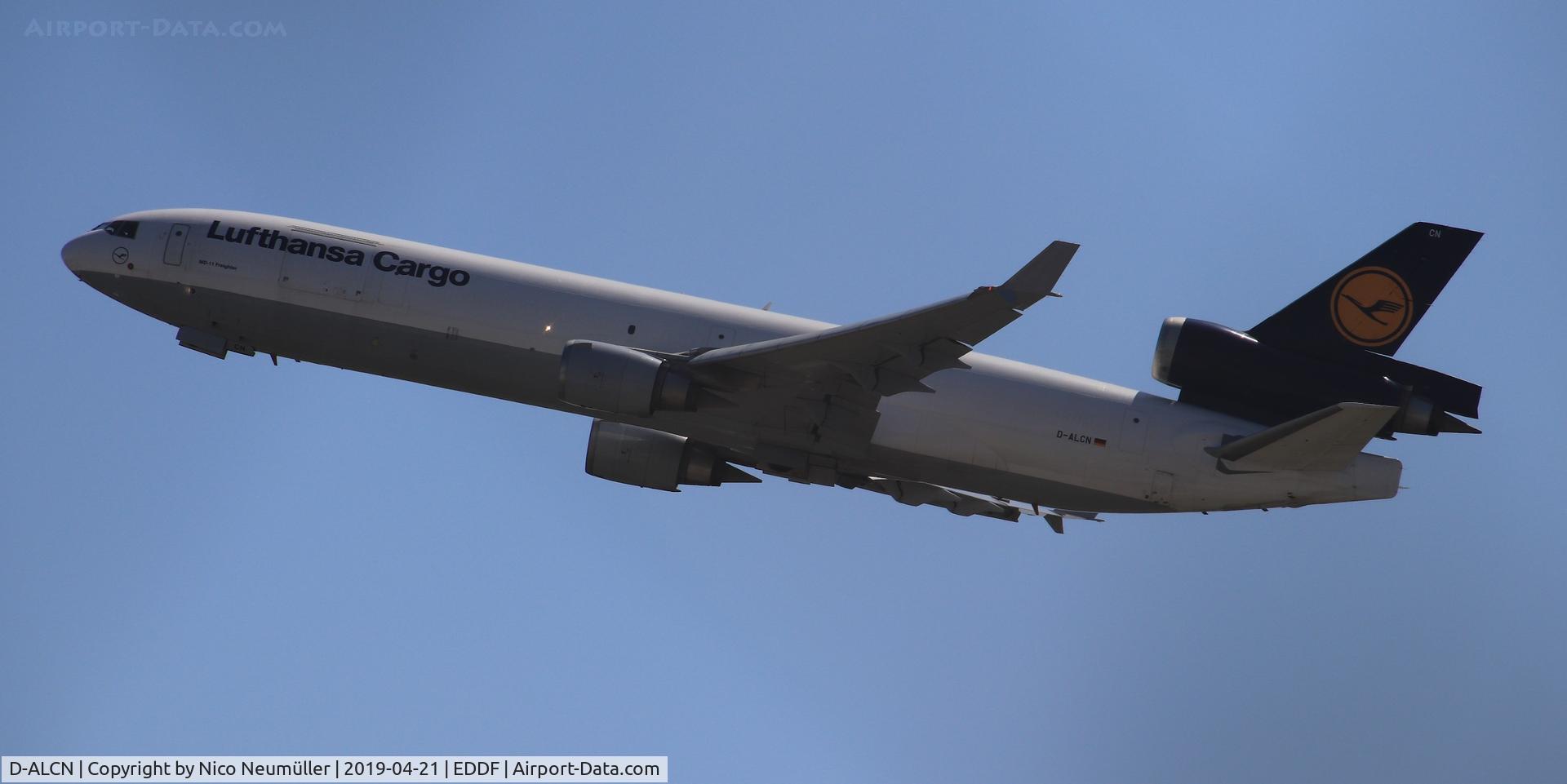 D-ALCN, 2001 McDonnell Douglas MD-11F C/N 48806, MD-11 of Lufthansa Cargo taking of from Frankfurt Airport (EDDF)