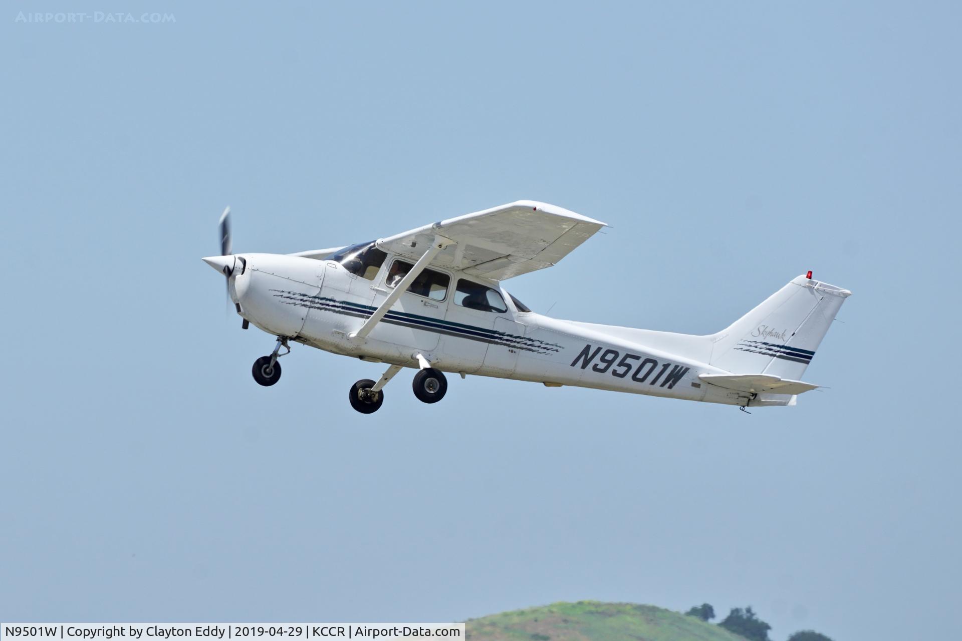 N9501W, 1997 Cessna 172R C/N 17280304, Buchanan Field Concord California 2019.