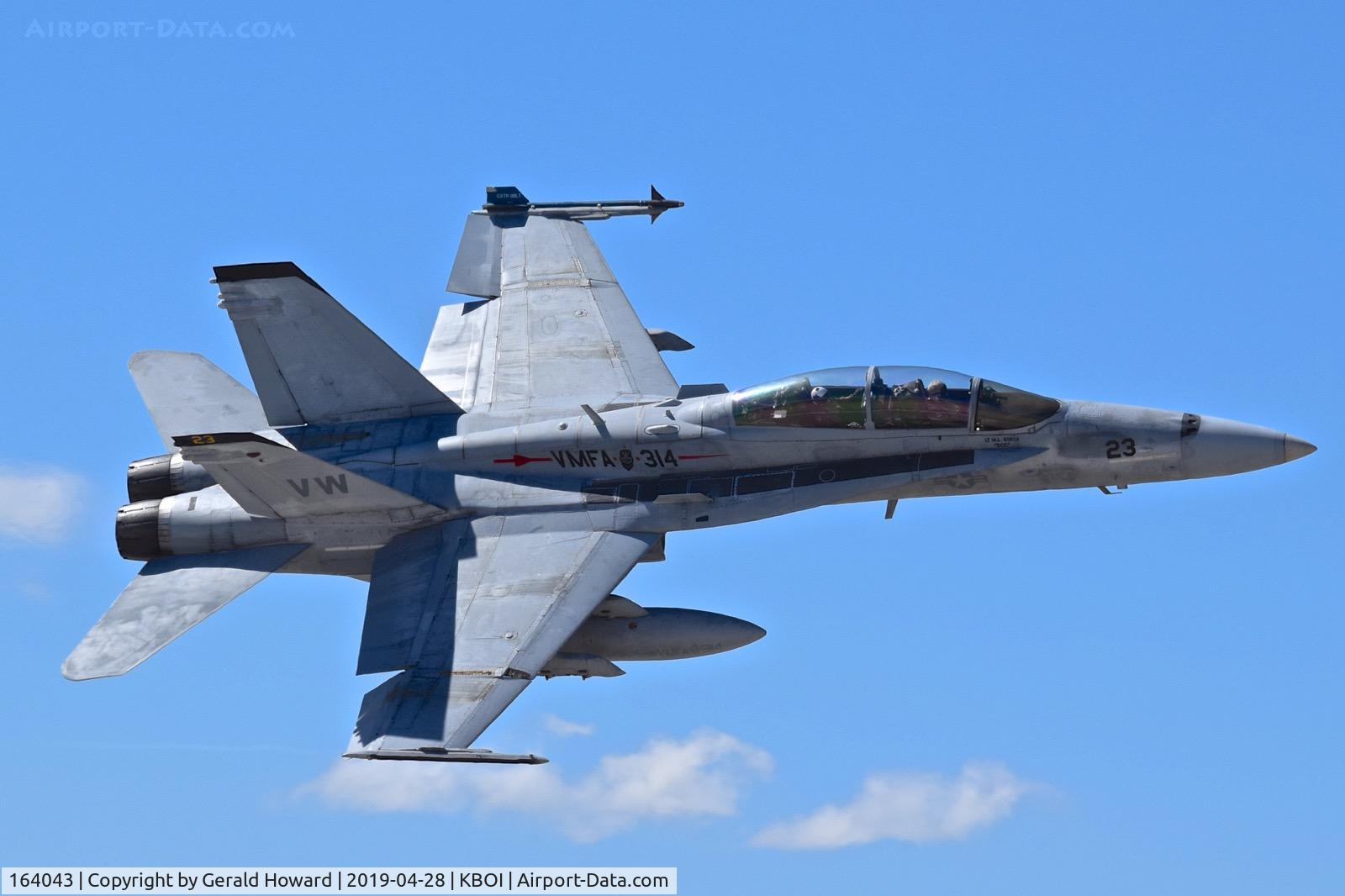 164043, 1990 McDonnell Douglas F/A-18D Hornet C/N 931/D052, A wing dip from VW-23.  VMFA-314 
