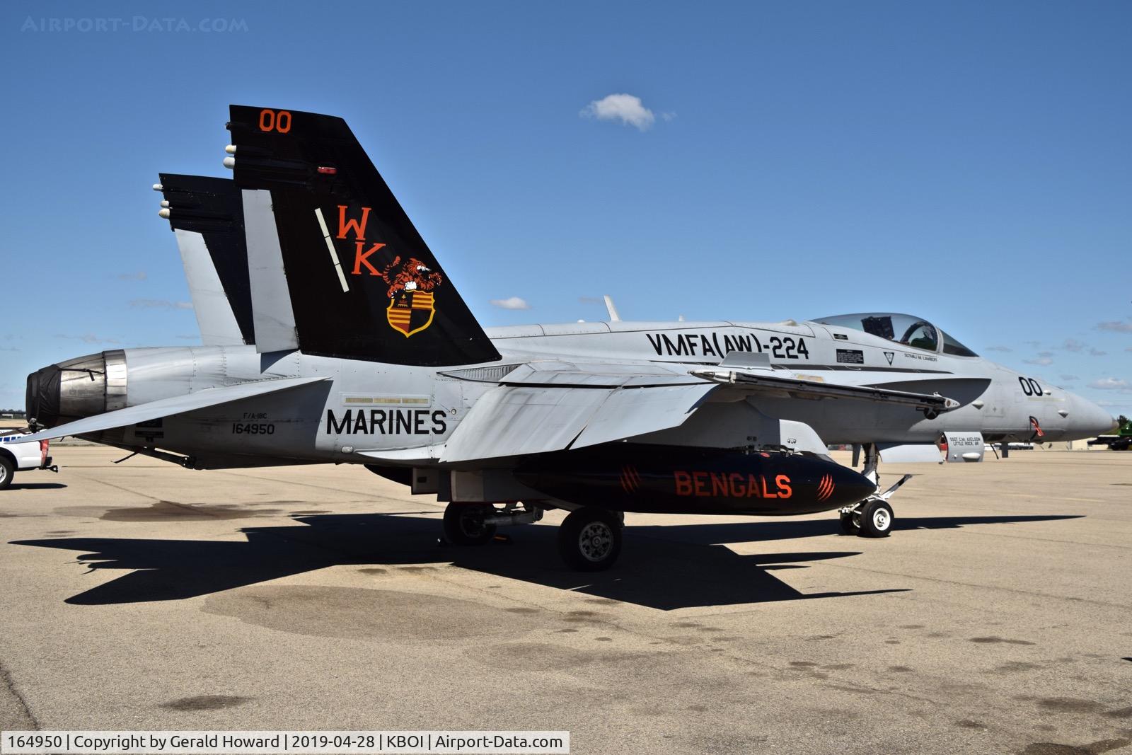 164950, McDonnell Douglas F/A-18C Hornet C/N 1250/C374, WK-00 parked on the north GA ramp.  VMFA(AW)-224 