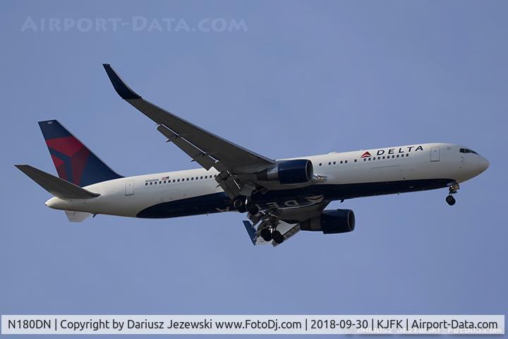 N180DN, 1992 Boeing 767-332 C/N 25985, Boeing 767-332/ER - Delta Air Lines  C/N 25985, N180DN