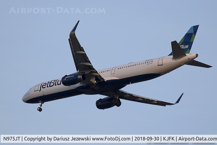 N975JT, 2017 Airbus A321-231 C/N 7520, Airbus A321-231 