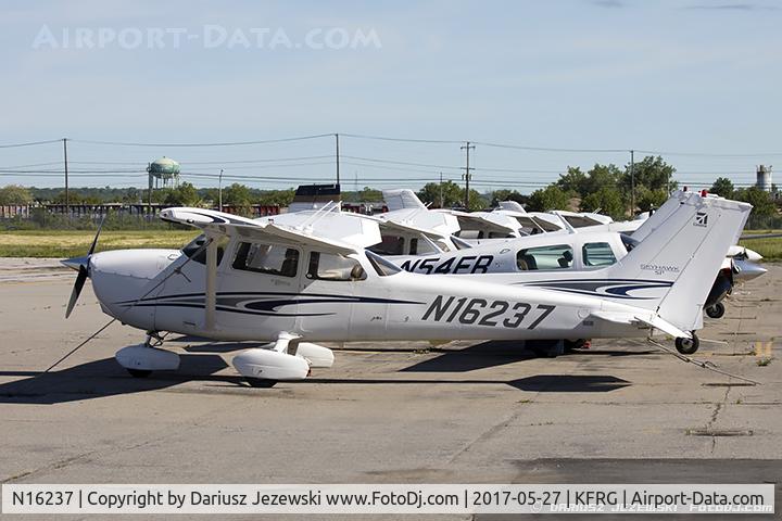 N16237, 2005 Cessna 172S C/N 172S9912, Cessna 172S Skyhawk  C/N 172S9912, N16237