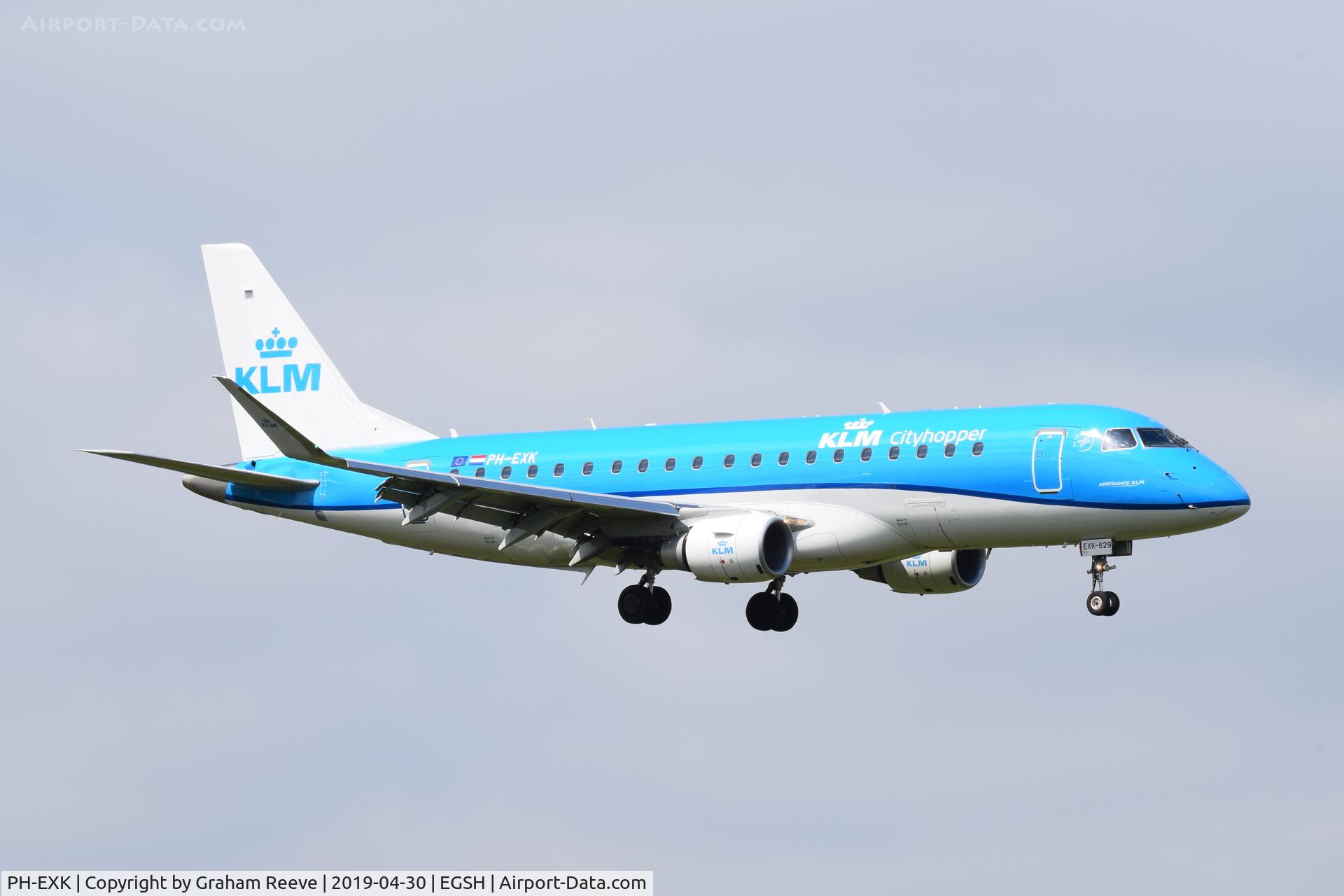 PH-EXK, 2017 Embraer 175STD (ERJ-170-200) C/N 17000629, Landing at Norwich.