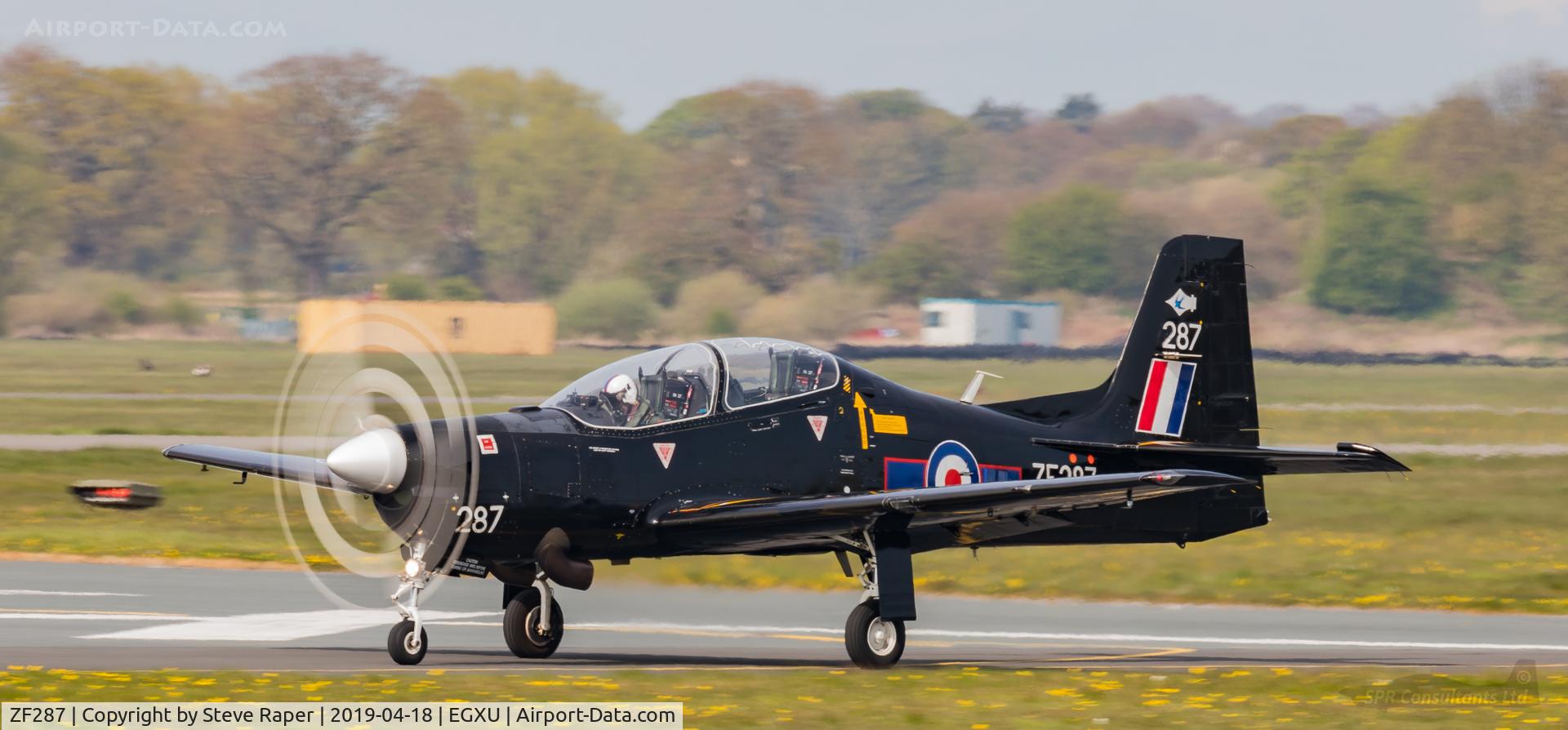 ZF287, 1991 Short S-312 Tucano T1 C/N S085/T58, RAF Linton on Ouse 2019 Display Pilot taxying out prior to a practice display.