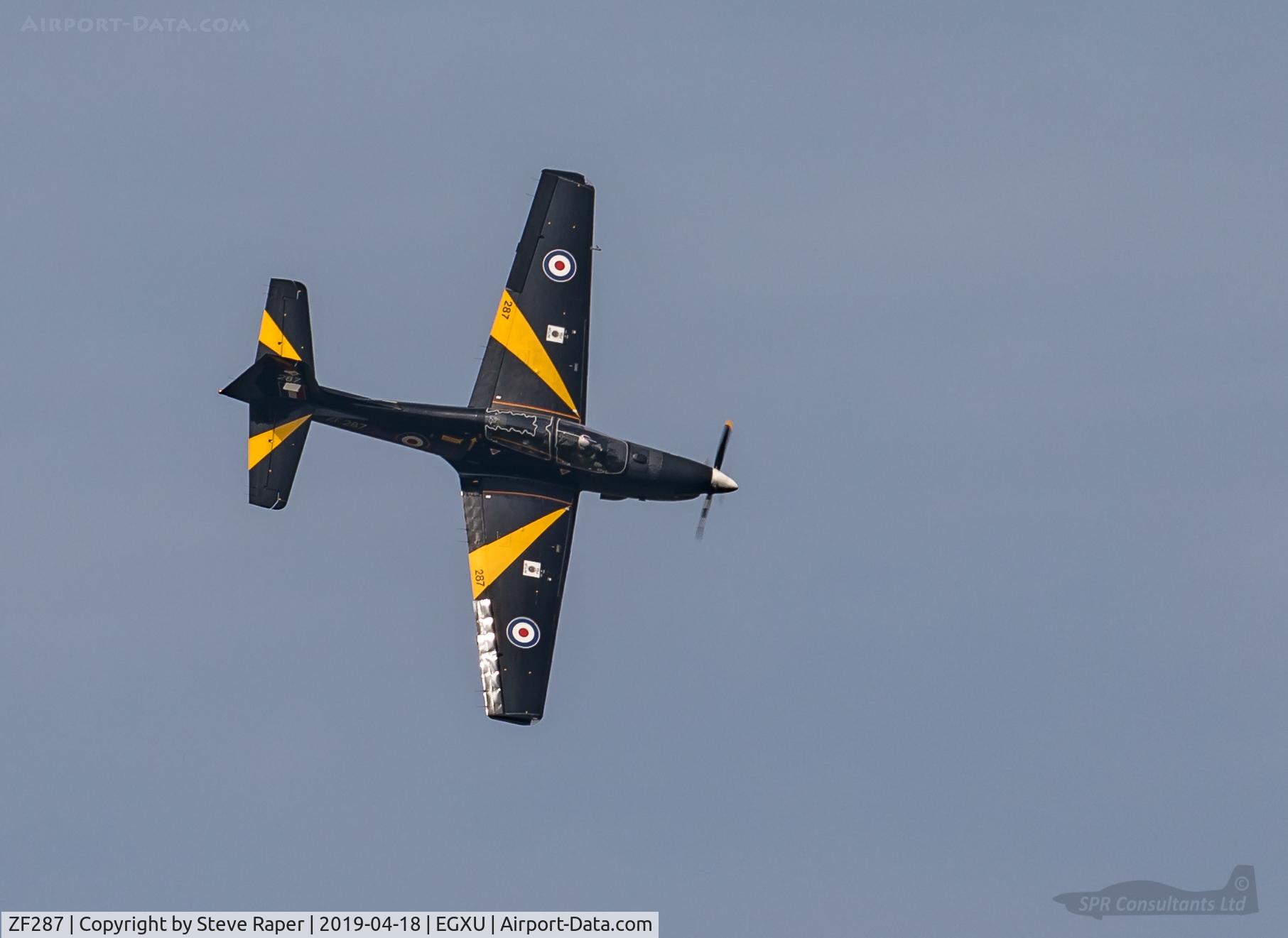 ZF287, 1991 Short S-312 Tucano T1 C/N S085/T58, RAF Linton on Ouse 2019 Display Pilot conducting a practice display.