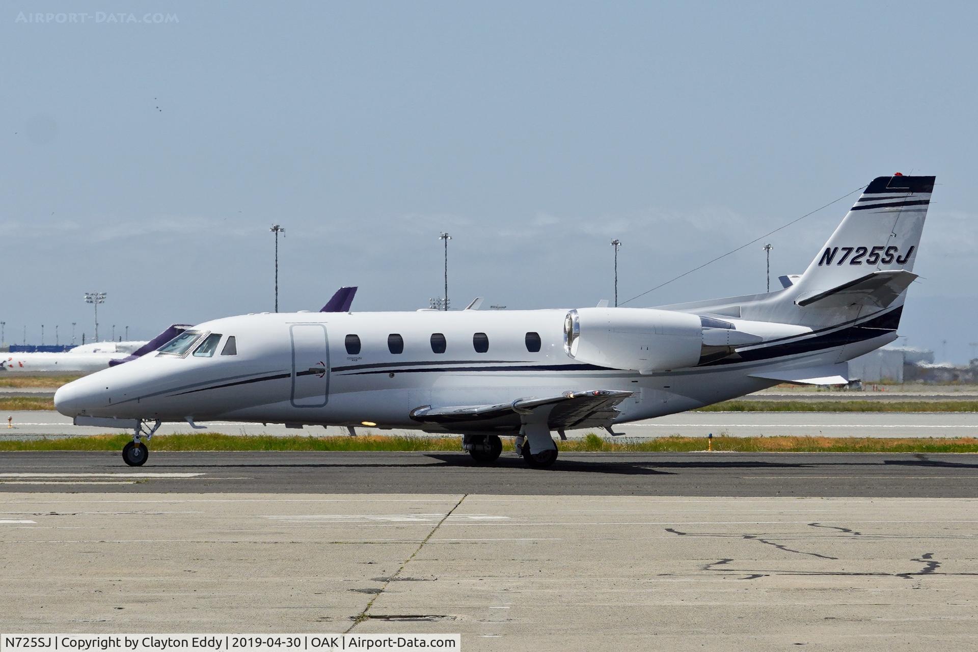 N725SJ, 2006 Cessna 560XL Citation XLS C/N 560-5658, Oakland North Field California 2019.