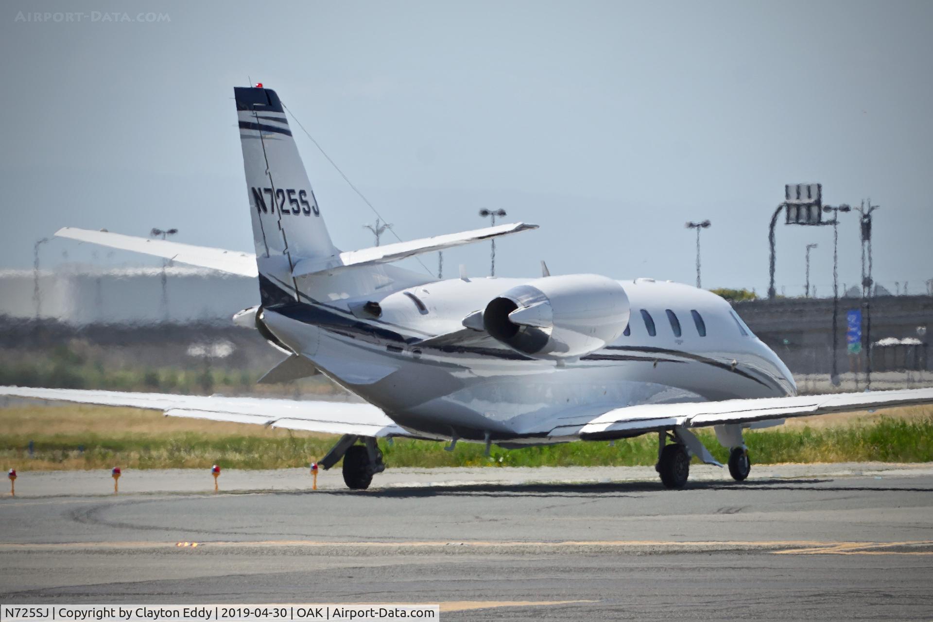 N725SJ, 2006 Cessna 560XL Citation XLS C/N 560-5658, Oakland North Field California 2019.