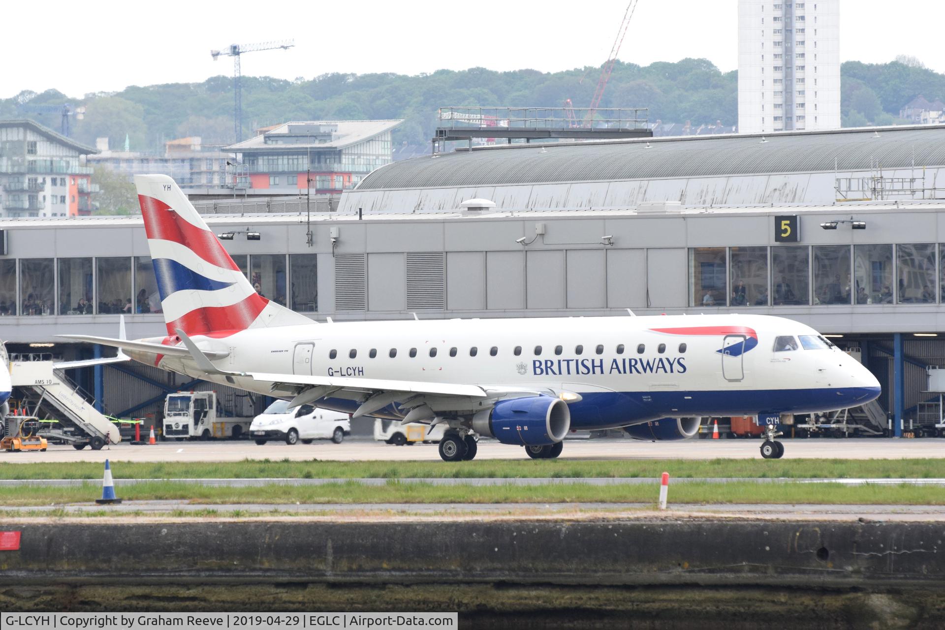 G-LCYH, 2009 Embraer 170STD (ERJ-170-100STD) C/N 17000302, Departing from London City Airport.