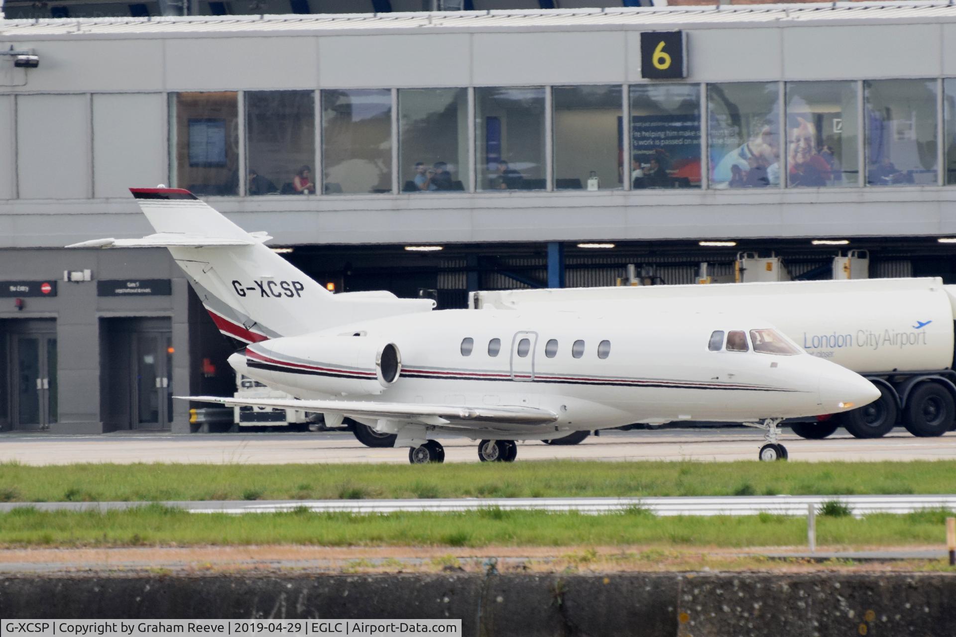 G-XCSP, 2006 Raytheon Hawker 800XP C/N 258786, Just landed at London City.