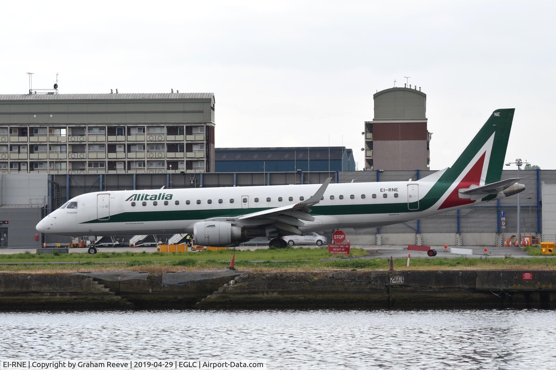 EI-RNE, 2012 Embraer 190STD (ERJ-190-100STD) C/N 19000520, Departing from London City Airport.