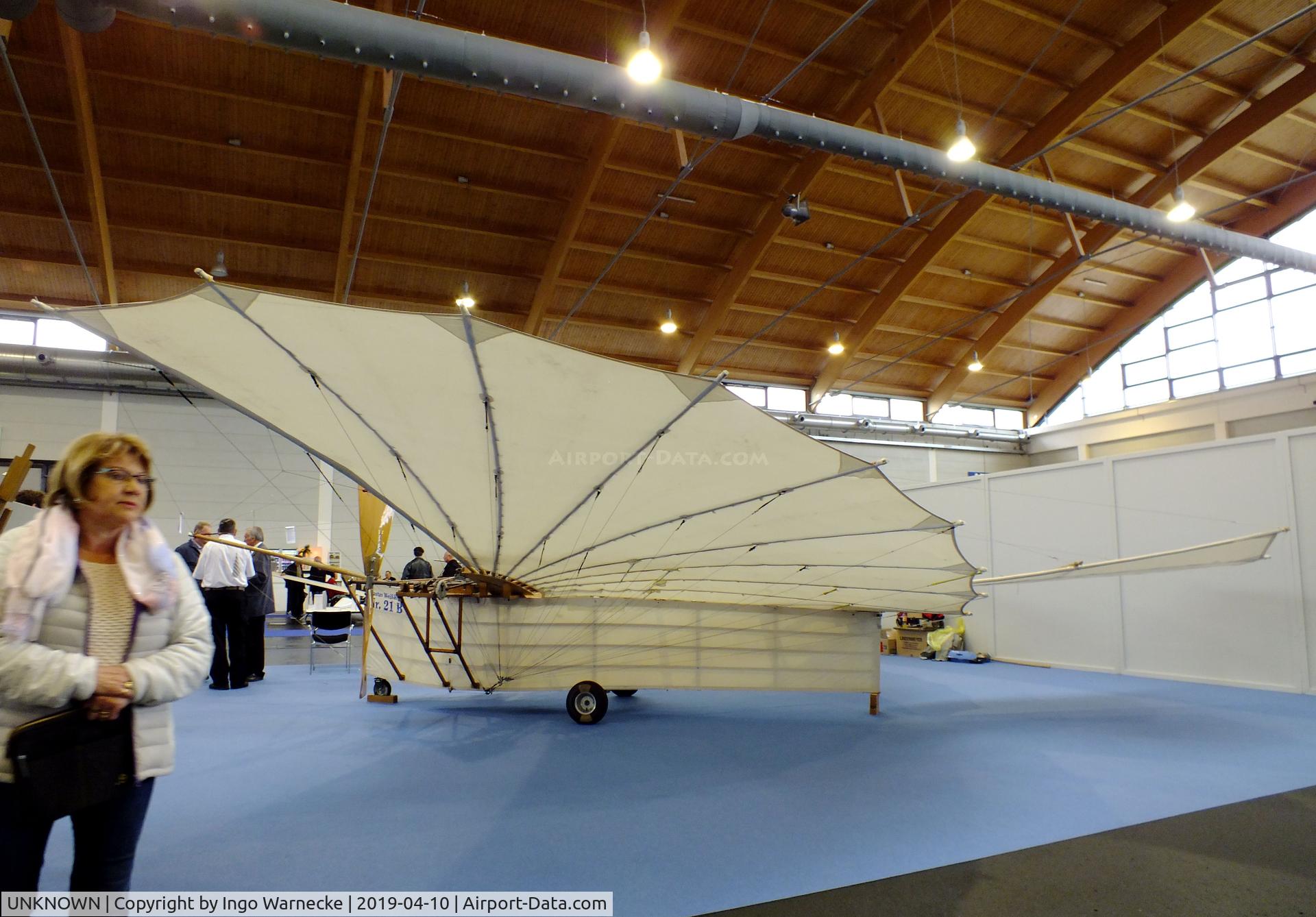 UNKNOWN, 1997 Bruder, Fritz Gustav Weißkopf replica 1901 C/N 01, Gustav Weißkopf 1901 replica No 21B (Fritz Bruder) - actually flown in 1997 for 3000 feet at 16 feet above ground -  at the AERO 2019, Friedrichshafen