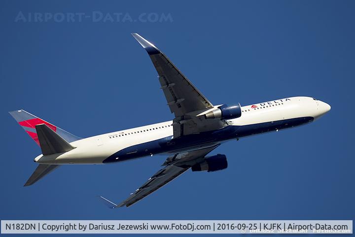 N182DN, 1992 Boeing 767-332/ER C/N 25987, Boeing 767-332/ER - Delta Air Lines  C/N 25987, N182DN