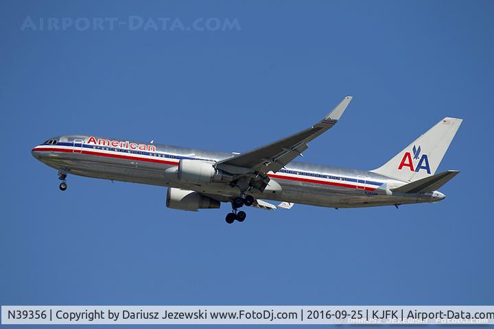 N39356, 1988 Boeing 767-323 C/N 24037, Boeing 767-323/ER - American Airlines  C/N 24037, N39356