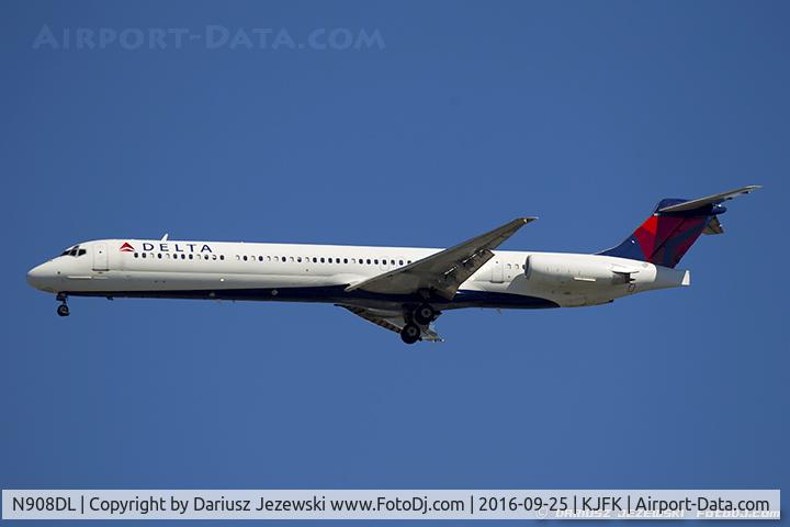 N908DL, 1987 McDonnell Douglas MD-88 C/N 49539, McDonnell Douglas MD-88 - Delta Air Lines  C/N 49539, N908DL