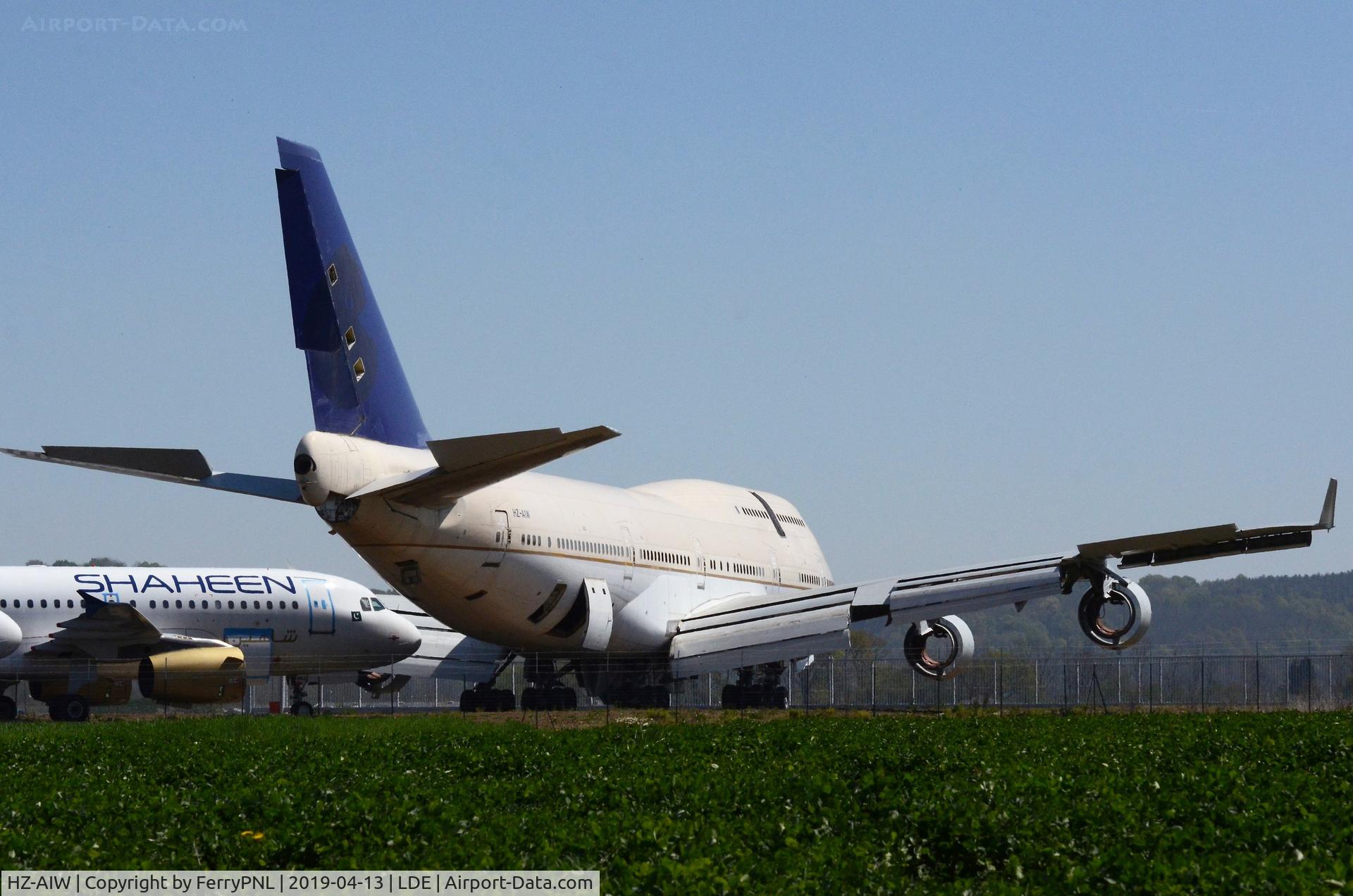 HZ-AIW, 1997 Boeing 747-468 C/N 28340, Saudi Arabian B744 stored in LDE