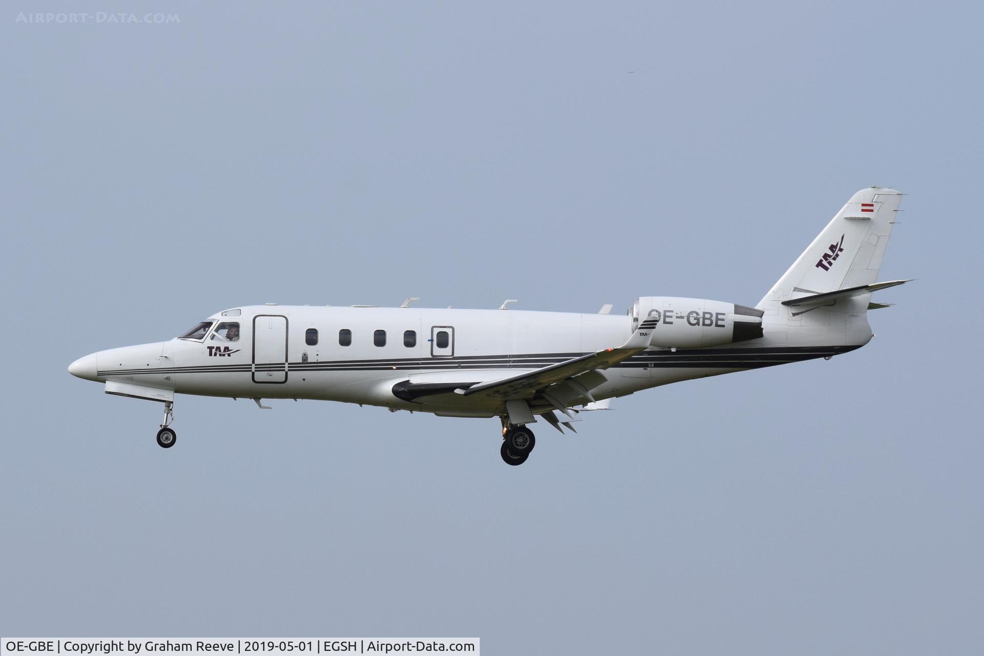OE-GBE, 1998 Israel Aircraft Industries 1125A Astra SPX C/N 107, Landing at Norwich.