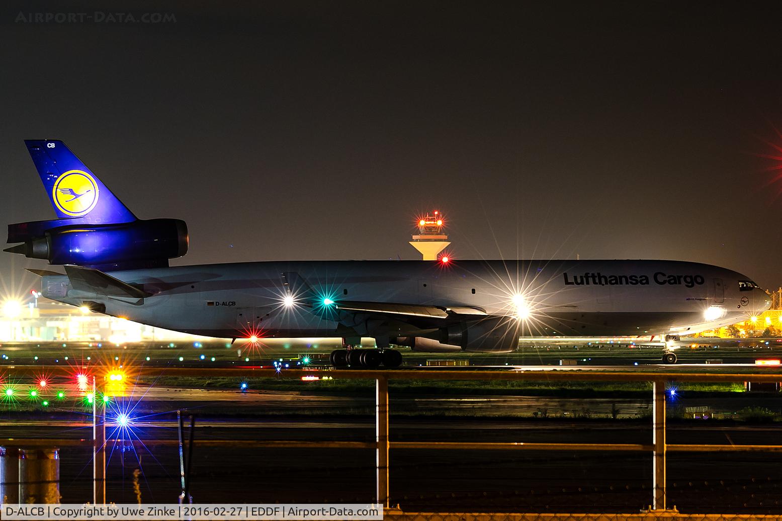 D-ALCB, 1998 McDonnell Douglas MD-11F C/N 48782, Runway 18