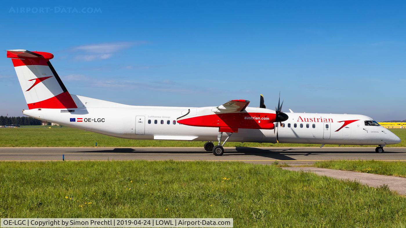 OE-LGC, 2000 De Havilland Canada DHC-8-402Q Dash 8 C/N 4026, OE-LGC @ Linz Airport