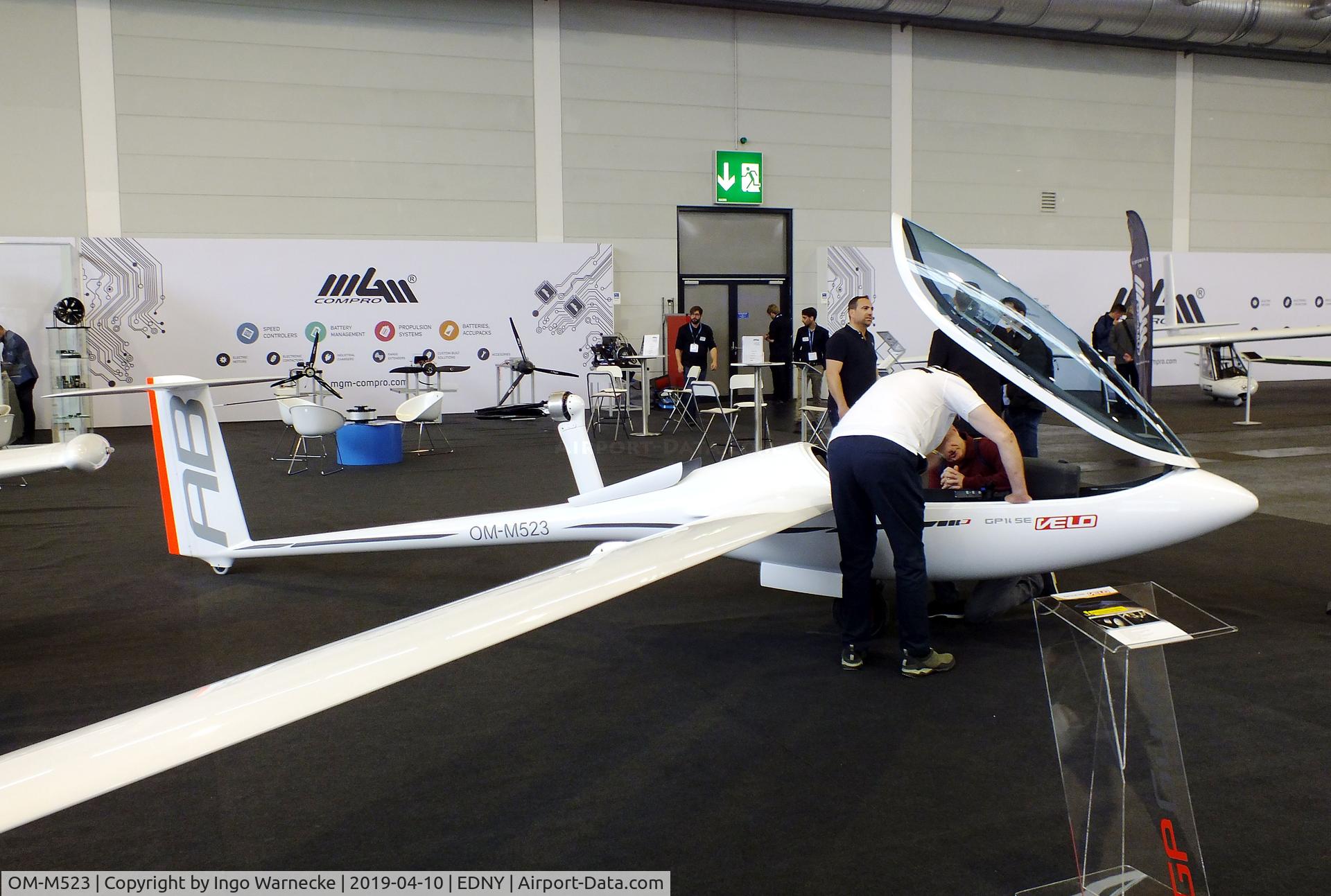 OM-M523, GP Gliders GP14SE Velo C/N unknown_om-m523, GP Gliders GP14SE Velo with retractable electric motor at the AERO 2019, Friedrichshafen