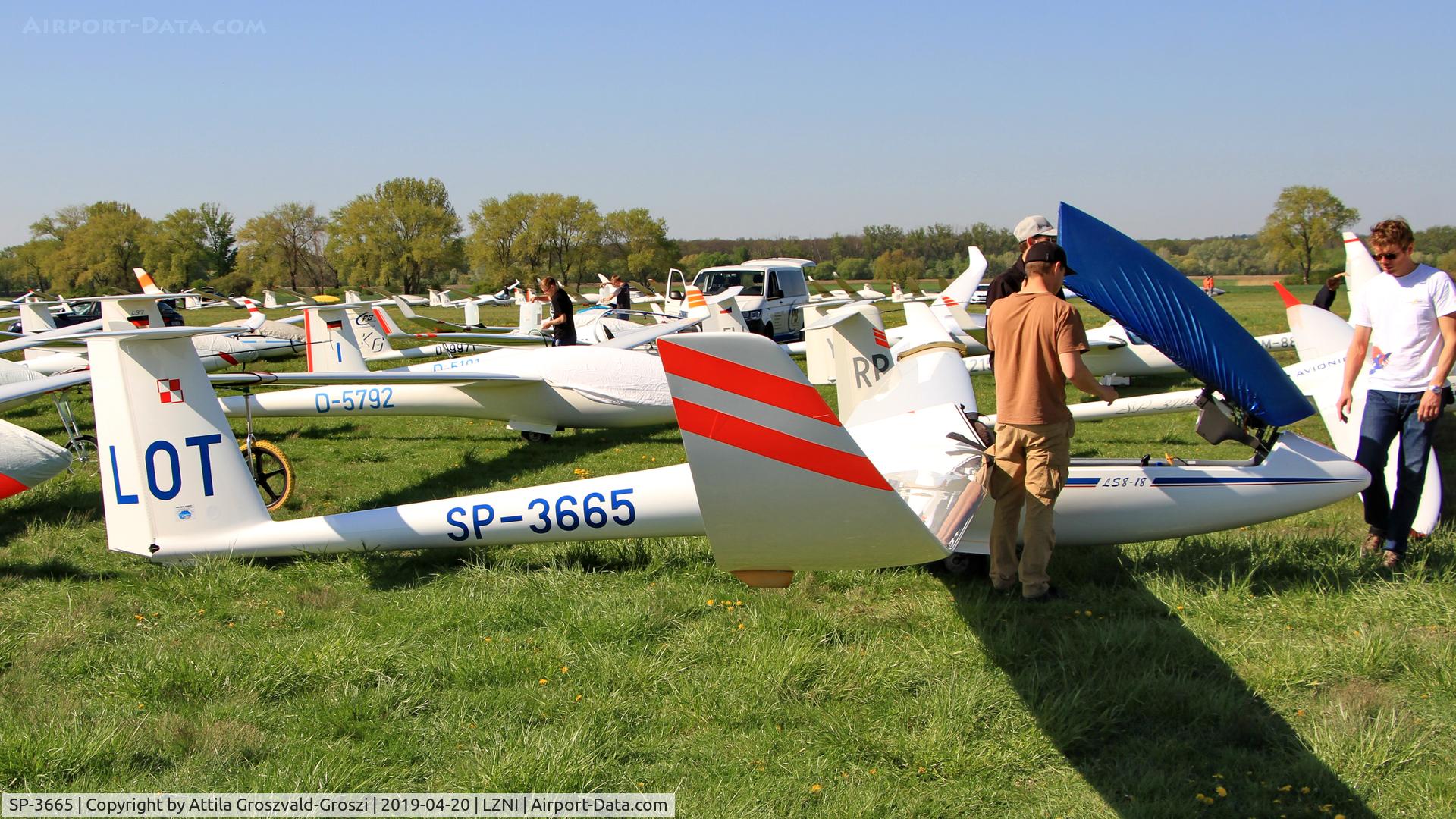 SP-3665, 2001 Rolladen-Schneider LS-8-18 C/N 8384, LZNI - Nitra Airport, Slovakia - Pribina Cup 2019