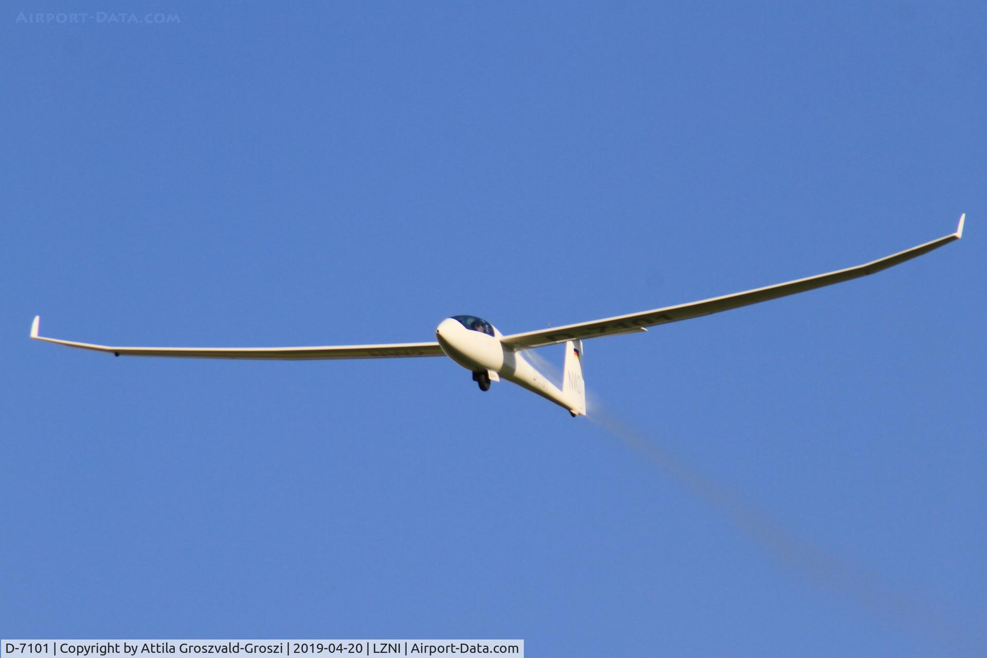 D-7101, 1999 Schempp-Hirth Discus 2B C/N 48, LZNI - Nitra Airport, Slovakia - Pribina Cup 2019