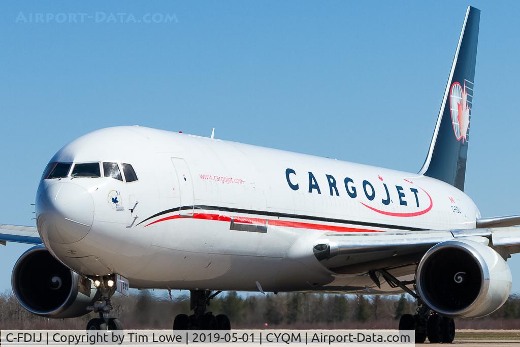 C-FDIJ, 1993 Boeing 767-39H C/N 26257, Turning around to taxi for a runway 29 departure