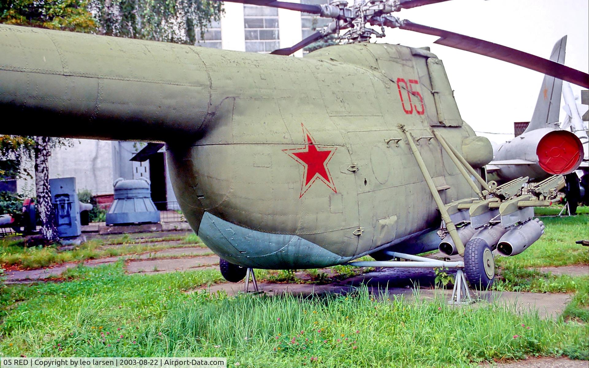 05 RED, MIL Mi-4 C/N not found, Central Museum of Armed Forces Moscow.22.8.2003