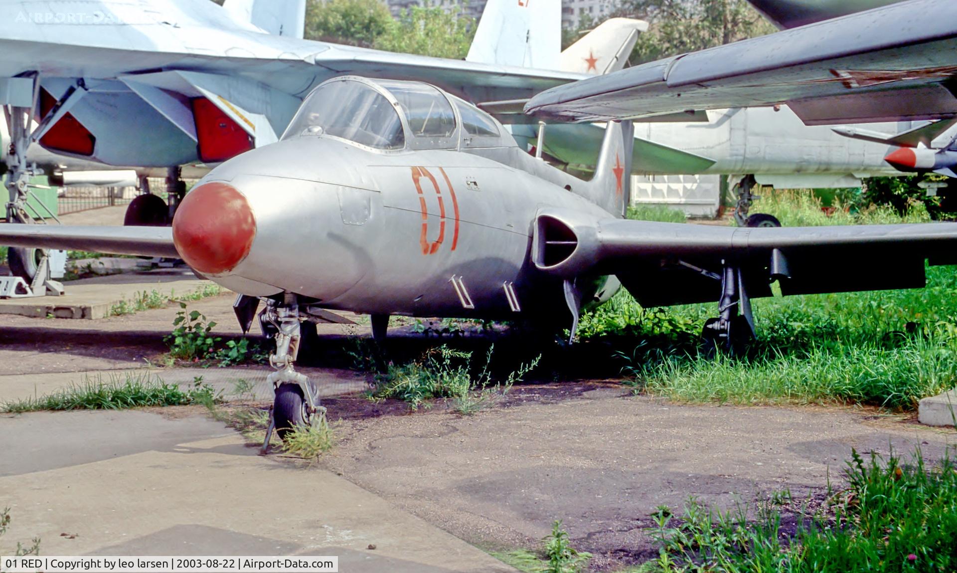 01 RED, Aero L-29 C/N 49 1282, Central Museum of Armed Forces 22.8.2003