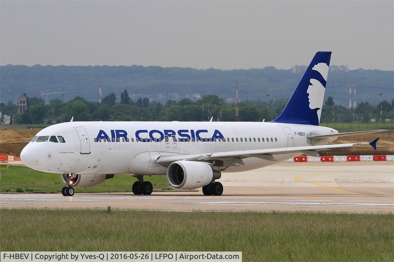 F-HBEV, 2009 Airbus A320-214 C/N 3952, Airbus A320-214, Lining up prior take off rwy 08, Paris-Orly airport (LFPO-ORY)