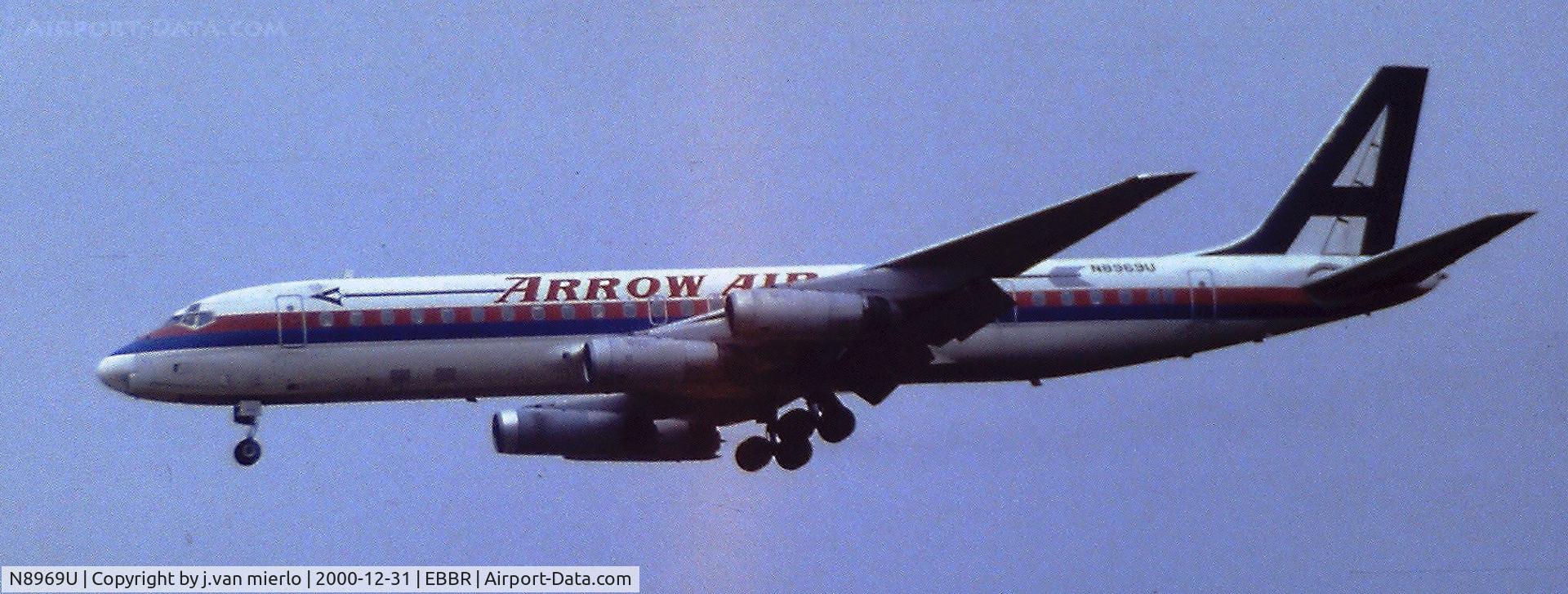 N8969U, 1969 Douglas DC-8-62 C/N 46070, Approaching Brussels 25L
